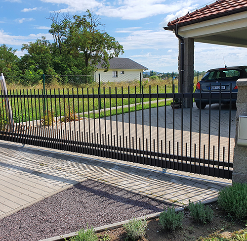 image:Image 04_pojezdova.jpg