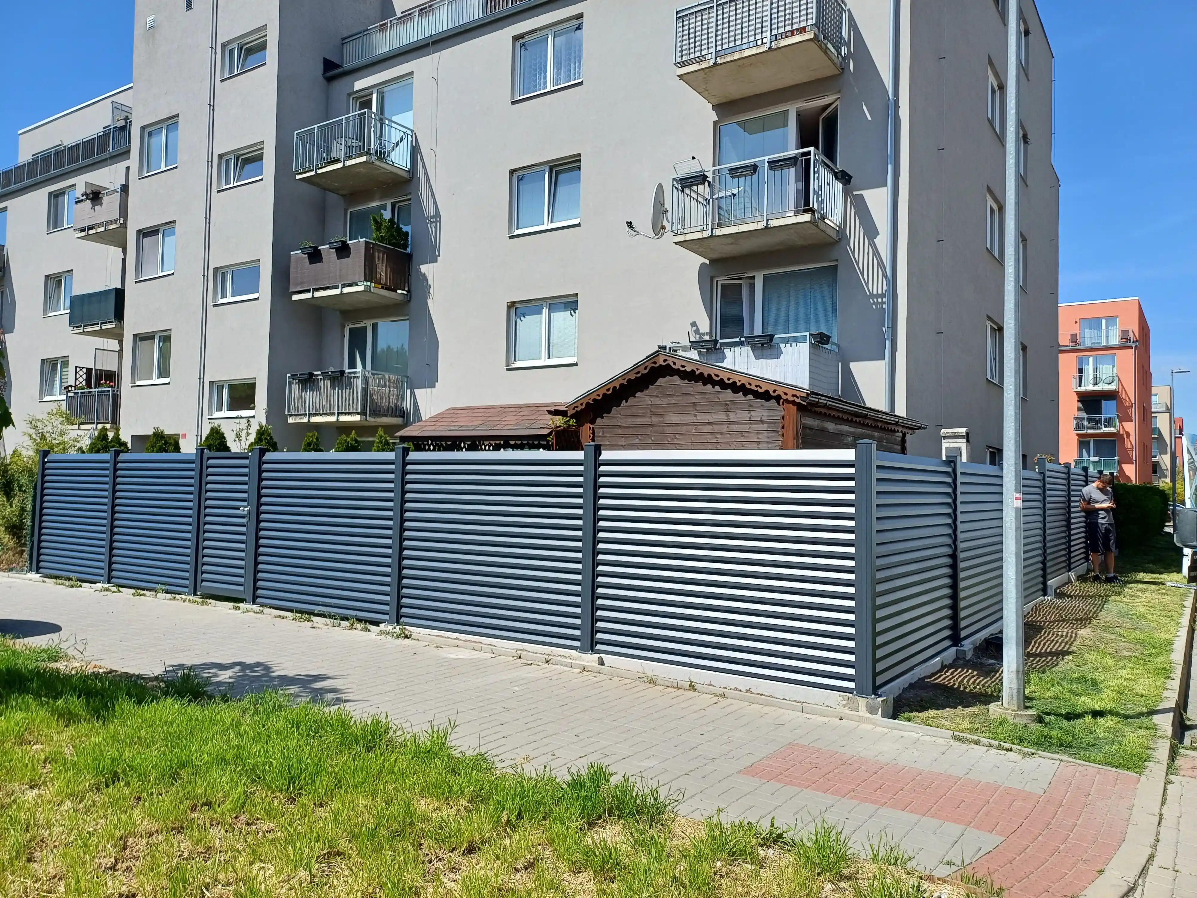 Hliníkový plot Rolux