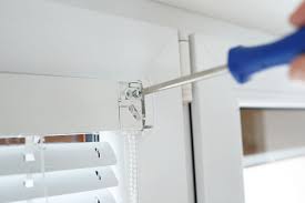Jak sundat a vyčistit žaluzie? image:Image blog/foto_žaluzií.jpg